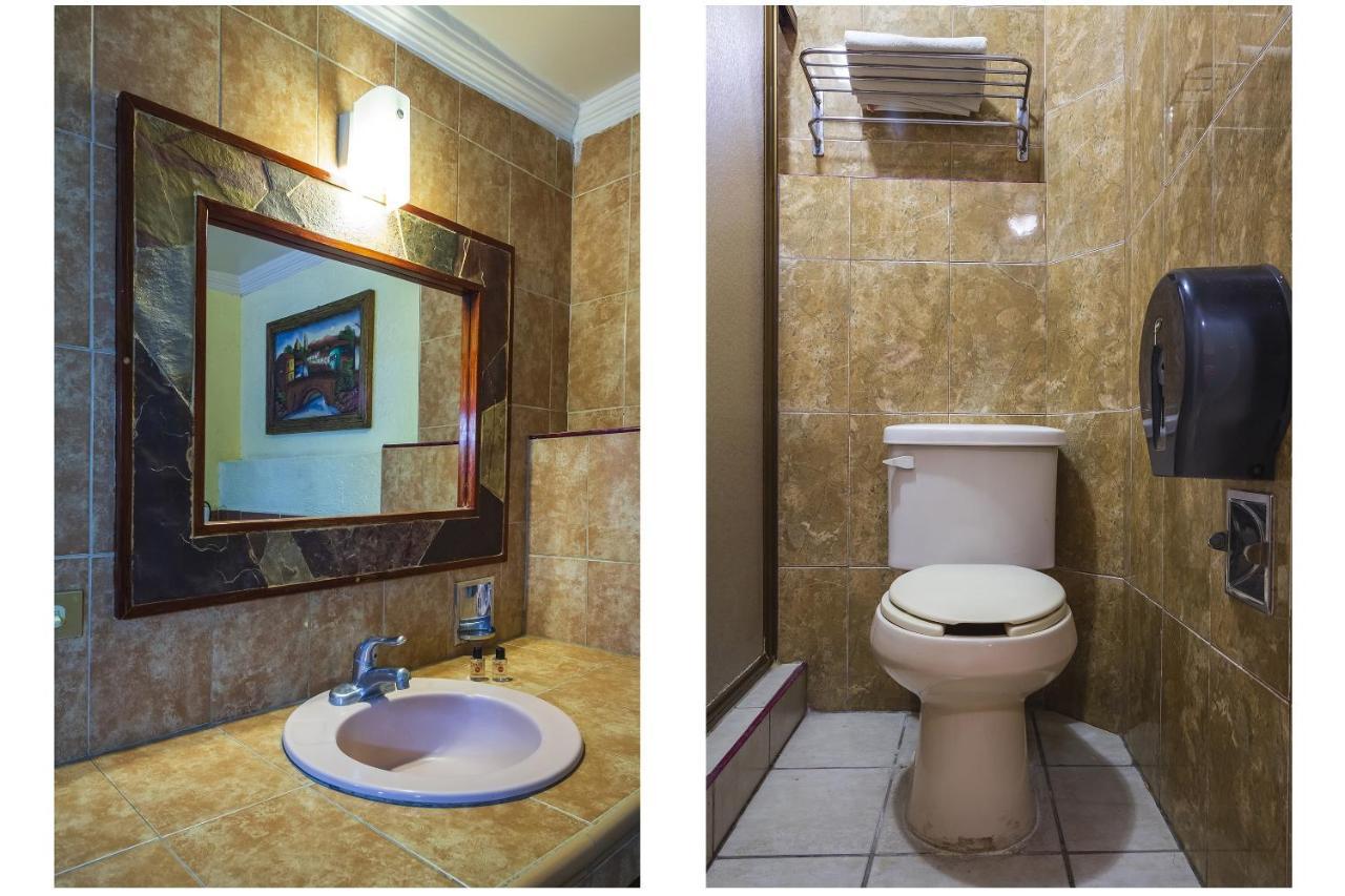Oyo Hotel San Gilberto Hermosillo Zewnętrze zdjęcie